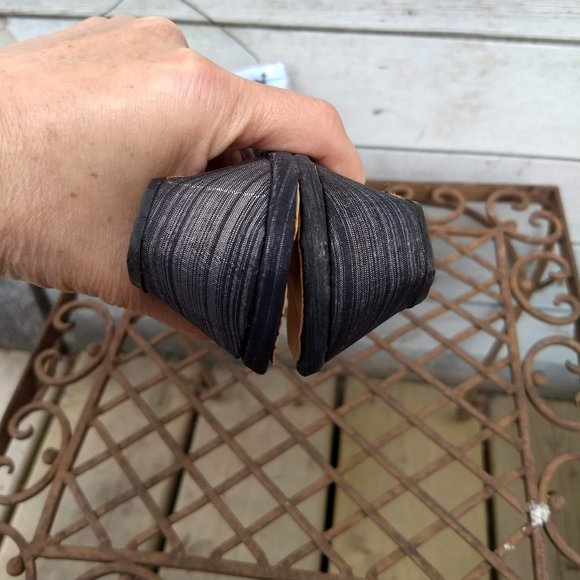 vintage 90s tan navy sequin aladdin curl mules EUC 🎈HOST PICK🎈 - Picture 9 of 11